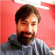 Soy profesor de música , bajo eléctrico, guitarra y percusiones varias